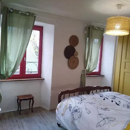 Cozy Dans Maison Privee Tauves